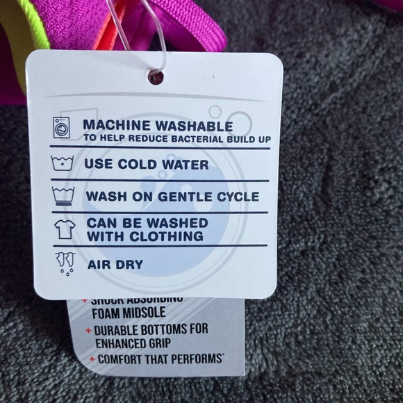 Skechers Vibrant Pink Athletic Shoes - Picture 6 of 8